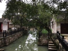 -丝绸小镇荻港古村