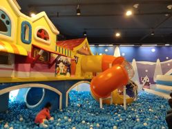 -多奇妙乐园·淘气堡·电玩·抓娃娃(海口吾悦店)