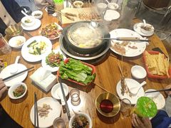 -鹏鹏虾庄·创新土鸡火锅(坪山高铁站店)