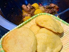 -袁小二大东北铁锅炖(吉祥村总部)