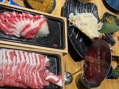 -瑞虹新天地月亮湾