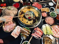 -邓莽子老火锅(中兴路总店)