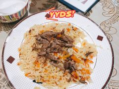 手抓饭-新疆伊宁远征餐厅