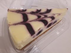 芝士藍莓蛋糕-瑞幸咖啡(人民路店)