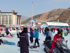 -翠云山银河滑雪场