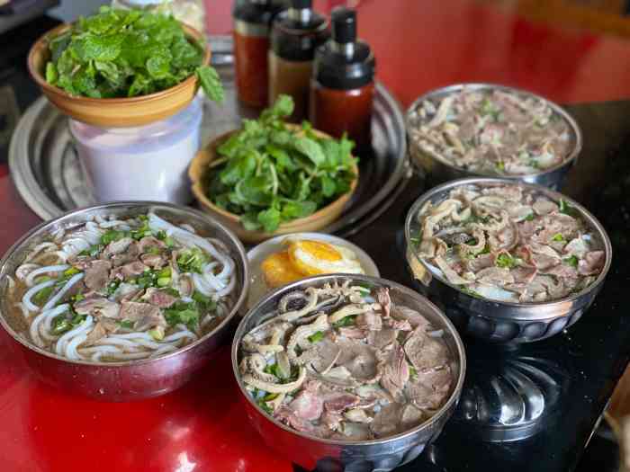 老袁正宗老盐边羊肉米线(锦江之星店)-"在攀枝花小憩一下,就在住的