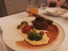 -WOLFGANG PUCK KITCHEN & BAR(迪士尼小镇店)