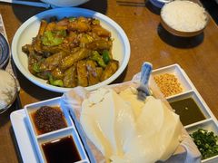 -95号酱骨·一块豆腐(展春园西路店)