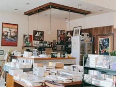 -麦田书店(国防路店)