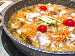 本味老坛酸菜鱼（中份）-山城外·非遗酸菜鱼(蜀都万达店)