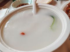 -鸿宾楼(展览馆路店)