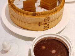 红豆沙汤圆-醉辉皇上海之巅(上海中心大厦店)