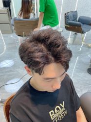 点击看大图 -初心HAlRSALON烫染接发