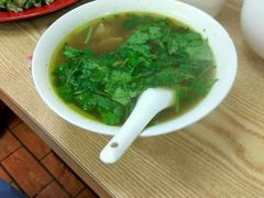 牛肉汤-舒蔡记生煎菜饭(云南中路店)