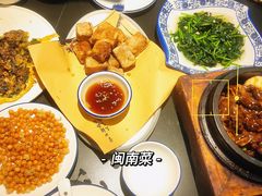 -鑫悦楼煎蟹·16年海鲜大排档