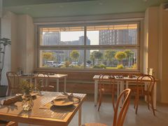 靠窗位-小满Grainkitchen(滨江商业广场店)