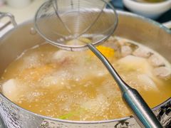 -左庭右院鲜牛肉火锅(浦江欢乐颂店)