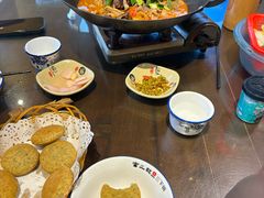 -富正毅三下锅·湘西韵味(天门山索道店)