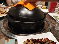 -菌海森林·非遗野生菌火锅(西山区滇池路摩根道店)