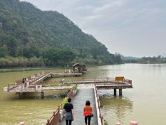 -星湖旅游景区七星岩