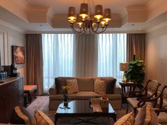 -广州富力丽思卡尔顿酒店