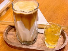 红豆沙拿铁-Line 咖啡(石厦花园店)