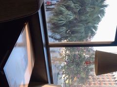-必胜客(机场路店)