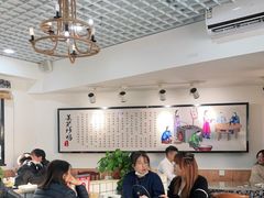 大堂-八两八金·莱芜特色炒鸡(市南漳浦路店)