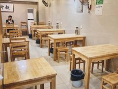大堂-阿彬生炒牛肉面(解放路店)