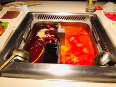 -海底捞火锅鲜切牛肉主题店(长寿路店)