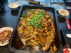 -俏巴妹烤鱼香锅(奥体店)