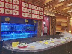 -LuOne凯德晶萃广场(徐家汇路店)