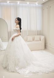-LOVE SHINE婚纱·红鼎庄龙凤褂·妈妈装定制