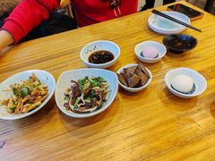 -璞臻汽锅餐厅(南京东路店)