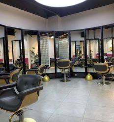 -CUT CUT Hair Salon