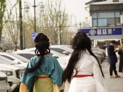 -梦回汉唐汉服旗袍体验馆(拙政园店)