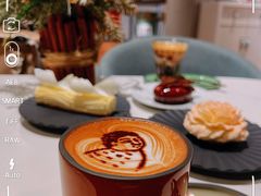 -潮一不贰·法式甜品·生日蛋糕·西式简餐(外滩店)