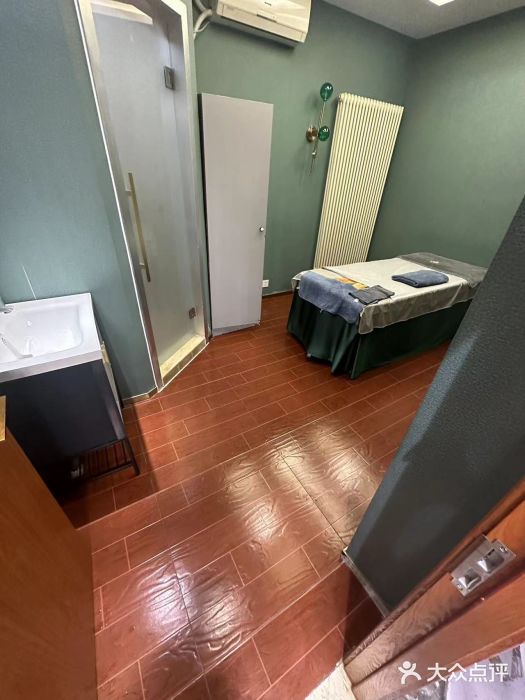 卡尔诗·科技美肤连锁(青年路店)图片