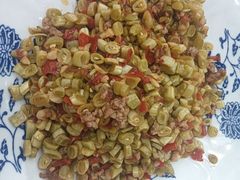 -记忆湘菜馆(芙蓉镇店)