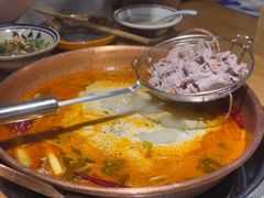 -洱火云南酸菜牛肉火锅(石景山当代商城店)