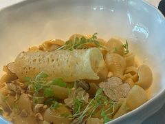 -弦月窗LUNETTE BY AMANDA(复兴路店)