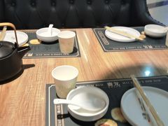 -麦龙·新港风料理(江汉路店)