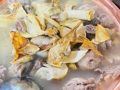 -银同牦牛肉火锅