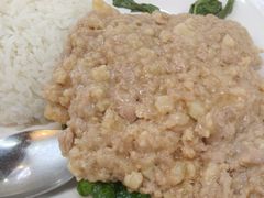马蹄剁手工肉饼瓦煲饭-昌盛汤吧(光明北路店)