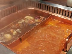 -老牌坊云南鱼豆花火锅(嵩山店)