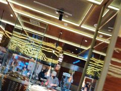 -大中华希尔顿酒店-念自助餐·嗨啤·小龙虾