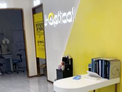 -J-Optical佳视明眼镜·蔡司视觉(青岛金茂览秀城店)