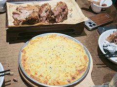 -东口码头·烧鸽子·鱼头泡饼·地方菜(金鹰悦城店)