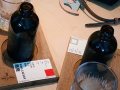 -彳亍咖啡·这里(水湾路店)