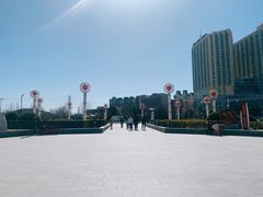 -滨河世纪广场公园